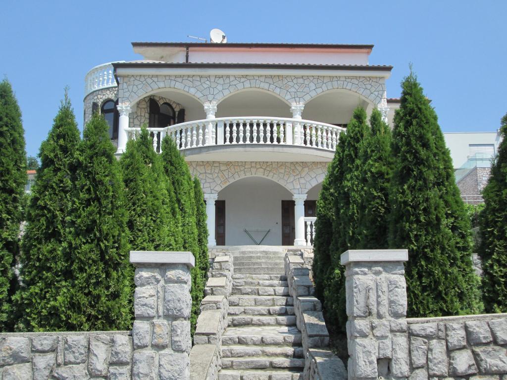 Apartments Villa Sandra Opatija Eksteriør bilde